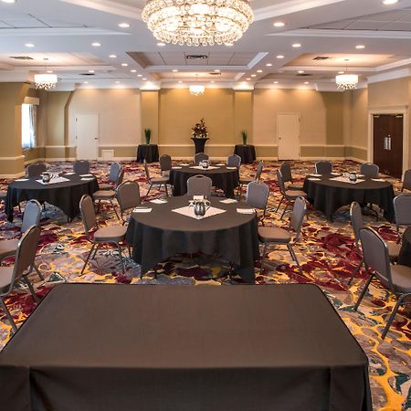 Holiday Inn Conference Centre Edmonton South By Ihg Eksteriør bilde