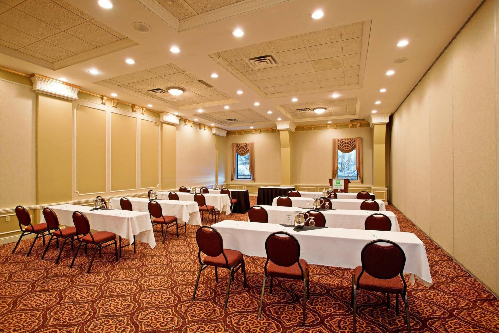 Holiday Inn Conference Centre Edmonton South By Ihg Eksteriør bilde